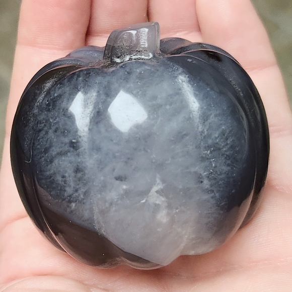Volcano Agate Pumpkin Carving. Halloween Crystal Decor. - Picture 1 of 7